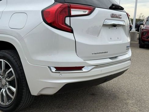 Certified 2024 GMC Terrain Denali image 16
