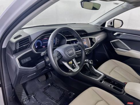 Used 2022 Audi Q3 2.0T Premium Plus AWD/4WD image 9