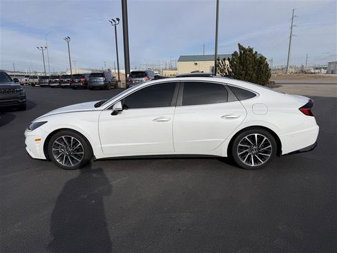 Used 2021 Hyundai Sonata Limited image 1
