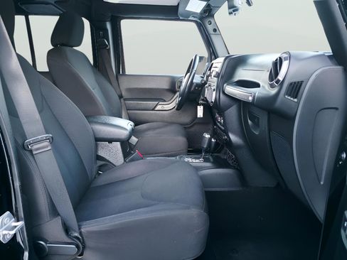 Used 2015 Jeep Wrangler Unlimited Sport w/ Quick Order Package 24S image 13