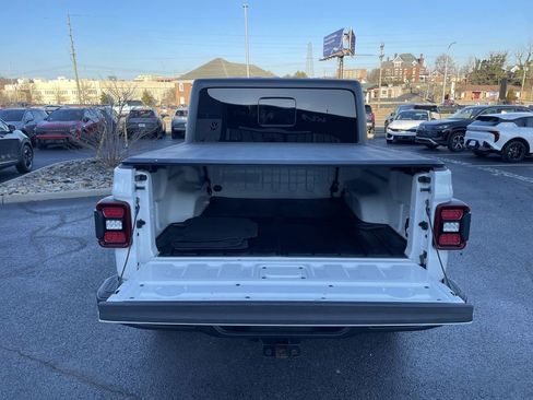 Used 2021 Jeep Gladiator Overland w/ Popular Equipment Package image 37