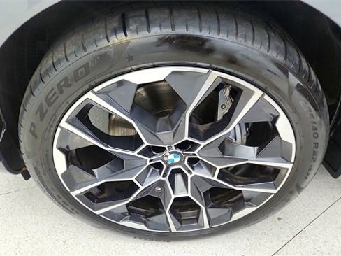 Used 2023 BMW X7 xDrive40i w/ M Sport Package image 67