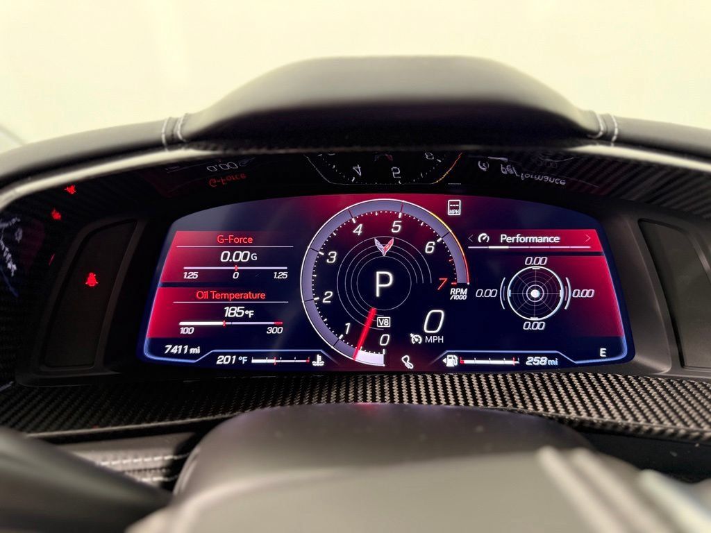 Used 2021 Chevrolet Corvette Stingray Premium Cpe w/ Z51 Performance Package RWD image 24