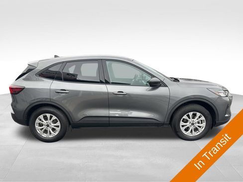 Used 2025 Ford Escape Active AWD/4WD image 4