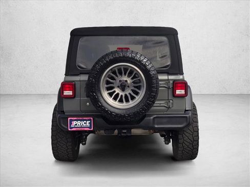 Used 2018 Jeep Wrangler Unlimited Sport S image 7