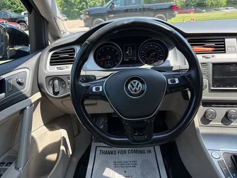 Used 2016 Volkswagen Golf SE FWD image 16