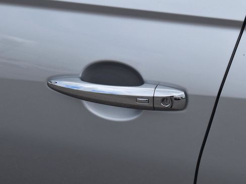 Used 2024 Nissan Altima 2.5 SV FWD image 4