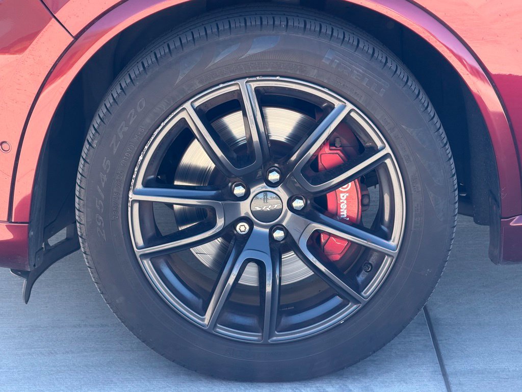 Used 2018 Dodge Durango SRT w/ Technology Group AWD/4WD image 12
