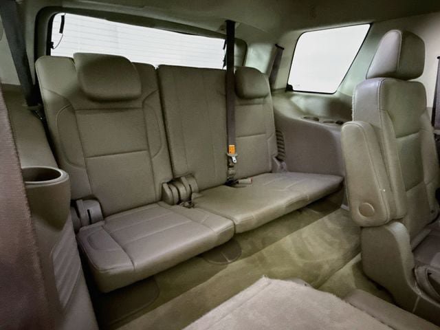 Used 2018 Chevrolet Tahoe Premier AWD/4WD image 30