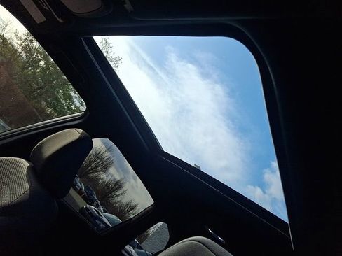 Certified 2025 Subaru Forester Premium image 14