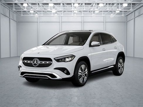 New 2026 Mercedes-Benz GLA 250 4MATIC image 1