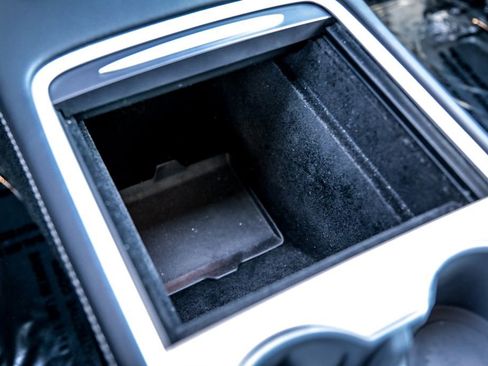 Used 2024 Tesla Model Y Long Range image 17