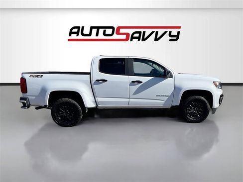 Used 2022 Chevrolet Colorado Z71 w/ LPO, Tonneau and Step Package image 8