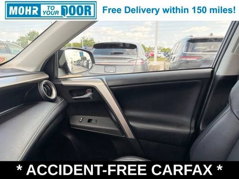 Used 2015 Toyota RAV4 Limited w/ Technology Package AWD/4WD image 28