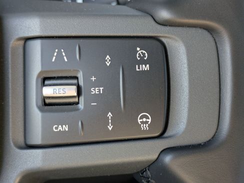 Certified 2025 Land Rover Defender 130 S image 17