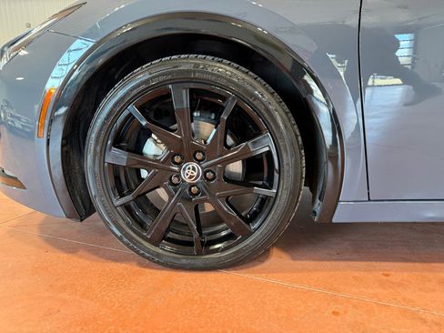 Used 2024 Toyota Prius Prime SE image 11