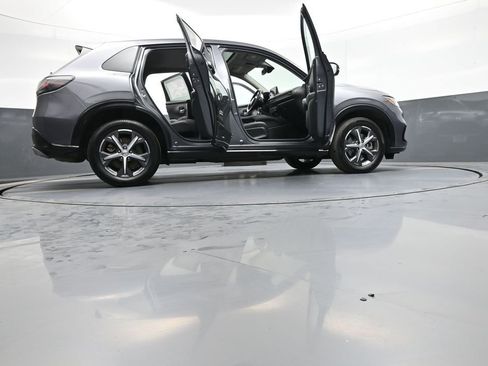 Used 2024 Honda HR-V EX-L image 47