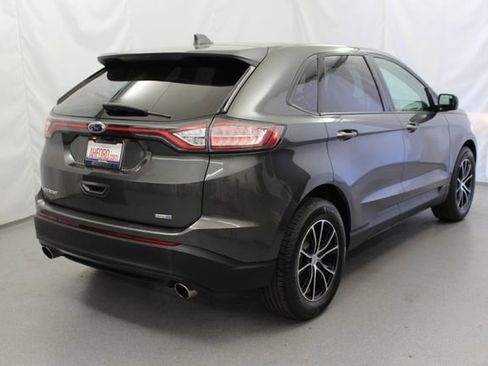Used 2016 Ford Edge SE AWD/4WD image 7