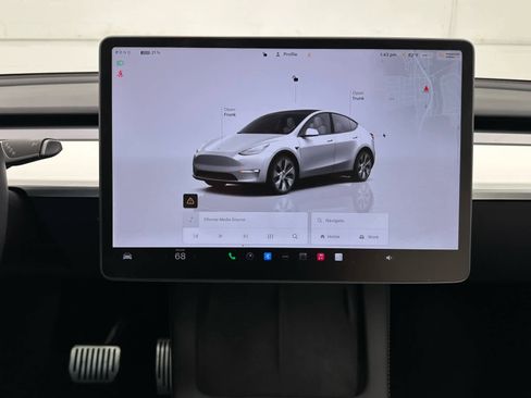 Used 2023 Tesla Model Y Long Range image 28