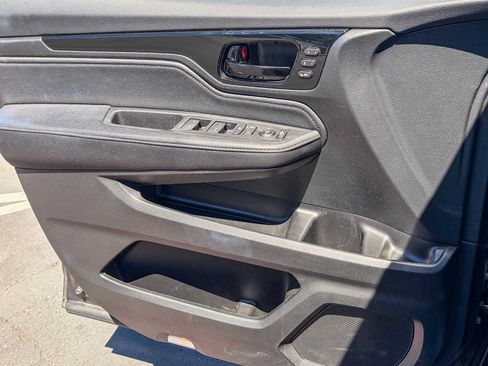 Used 2023 Honda Odyssey Touring image 22