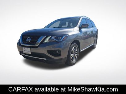 Used 2019 Nissan Pathfinder SV