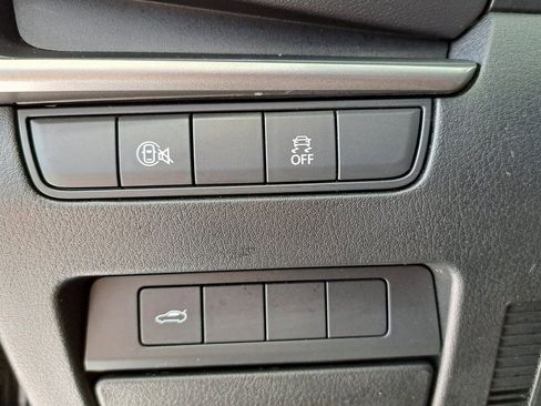 Used 2024 MAZDA MAZDA3 s image 13