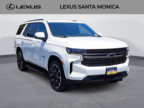 Used 2022 Chevrolet Tahoe RST w/ Luxury Package AWD/4WD image 3