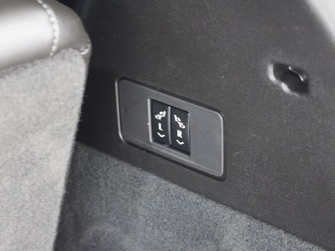 Certified 2024 Cadillac XT6 Luxury image 25