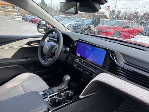 New 2026 Toyota Camry XLE image 4