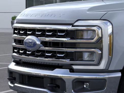 New 2026 Ford F250 Lariat w/ Chrome Package image 17