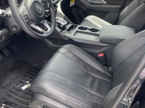 Used 2026 Acura MDX FWD w/ Technology Package image 9