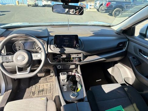 Used 2023 Nissan Rogue SV AWD/4WD image 4