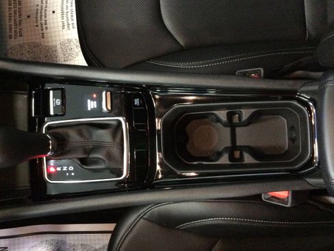 Used 2025 Jeep Compass Limited w/ Elite Group image 29