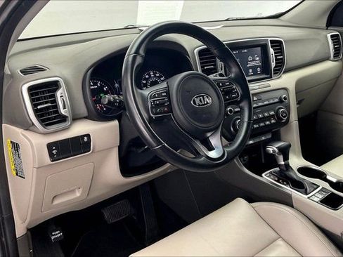 Used 2017 Kia Sportage EX image 14