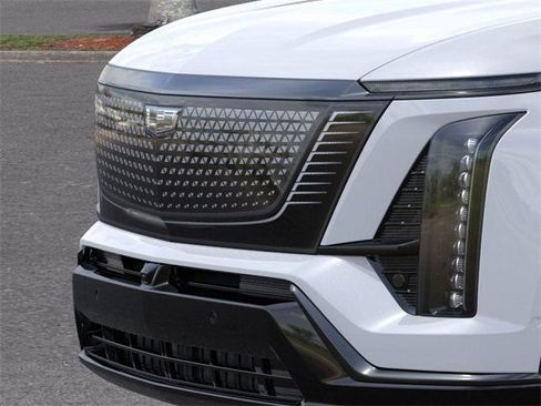 New 2026 Cadillac Vistiq Sport image 13