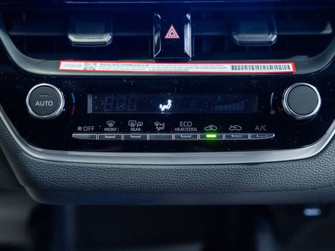 New 2026 Toyota Corolla SE image 18