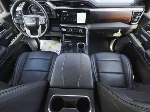 Used 2024 GMC Sierra 1500 Denali w/ Denali Reserve Package image 36