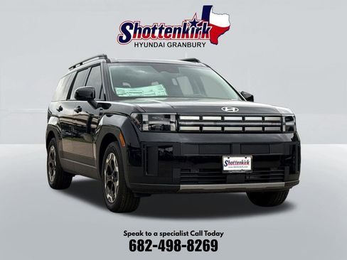 Used 2026 Hyundai Santa Fe SEL FWD image 3