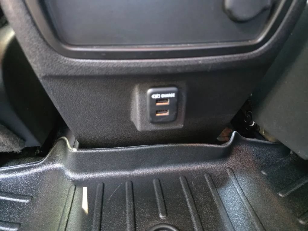 Used 2016 GMC Acadia SLE FWD image 36