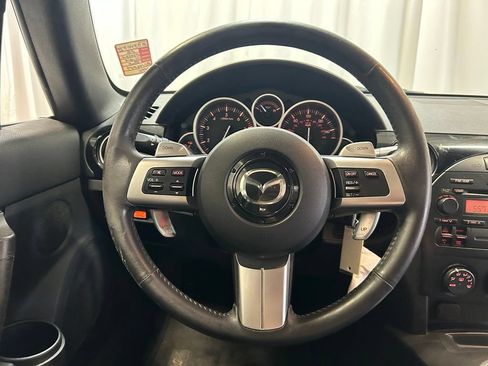 Used 2008 MAZDA MX-5 Miata Touring w/ Appearance Pkg RWD image 6