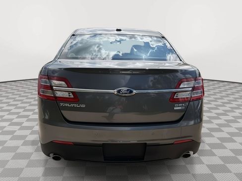 Used 2015 Ford Taurus SEL AWD/4WD image 6