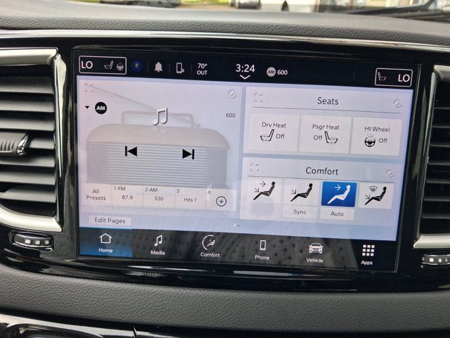 Used 2024 Chrysler Pacifica Touring-L FWD image 22