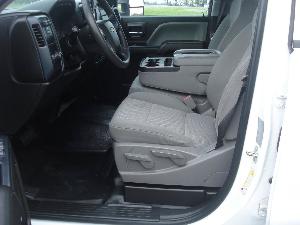 Used 2017 Chevrolet Silverado 3500 W/T RWD image 21