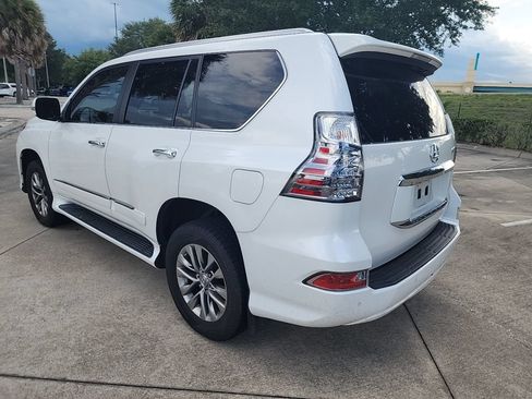 Used 2014 Lexus GX 460 Luxury AWD/4WD image 4