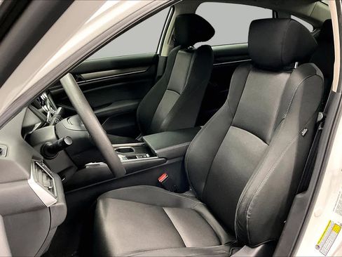 Used 2020 Honda Accord LX image 7