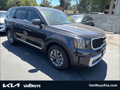 Used 2025 Kia Telluride LX