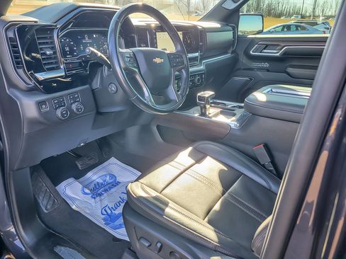 Certified 2022 Chevrolet Silverado 1500 High Country image 9