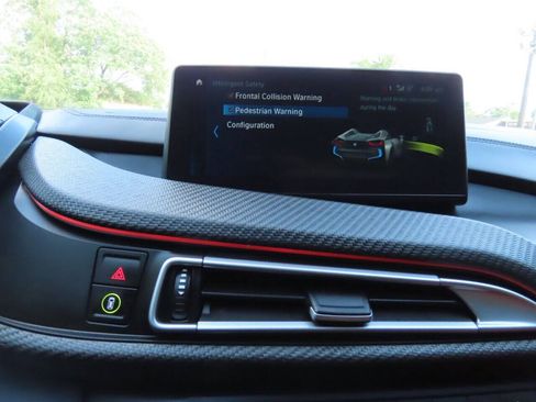 Used 2019 BMW i8 Roadster AWD/4WD image 49