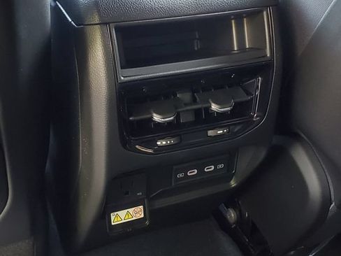 New 2026 Jeep Grand Cherokee Altitude AWD/4WD image 28