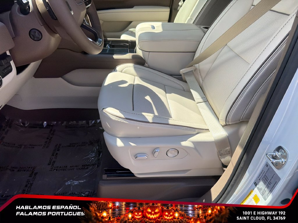 New 2026 GMC Yukon XL Denali w/ Denali Reserve Package AWD/4WD image 15